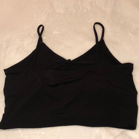 black crop top - Picture 2 of 2